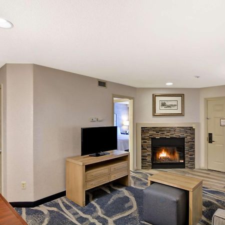 Homewood Suites By Hilton Windsor Locks Hartford Esterno foto